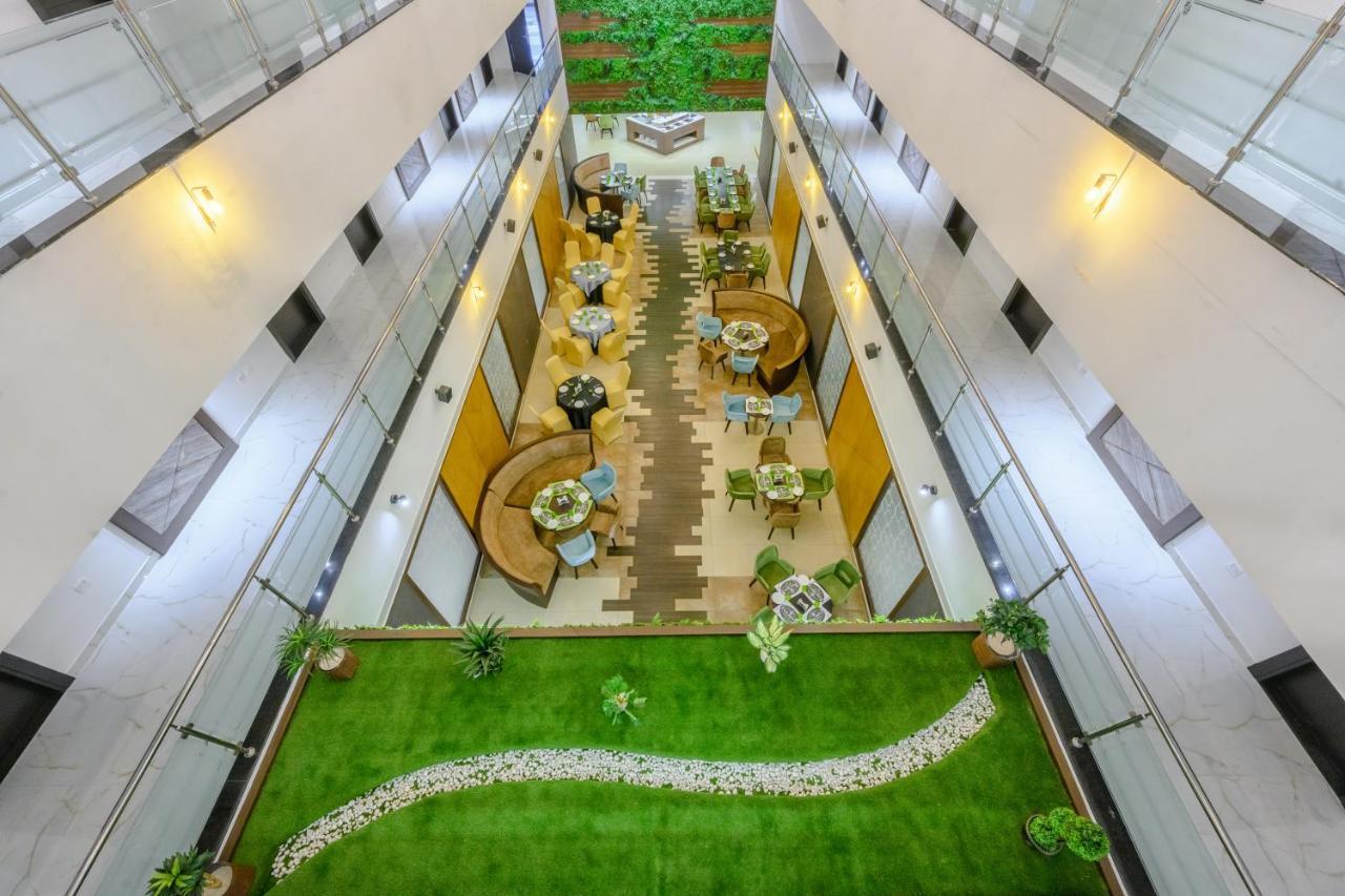 Essentia Manipal Inn Udupi Exteriér fotografie